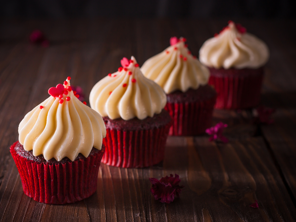 red velvet cake cupcakes