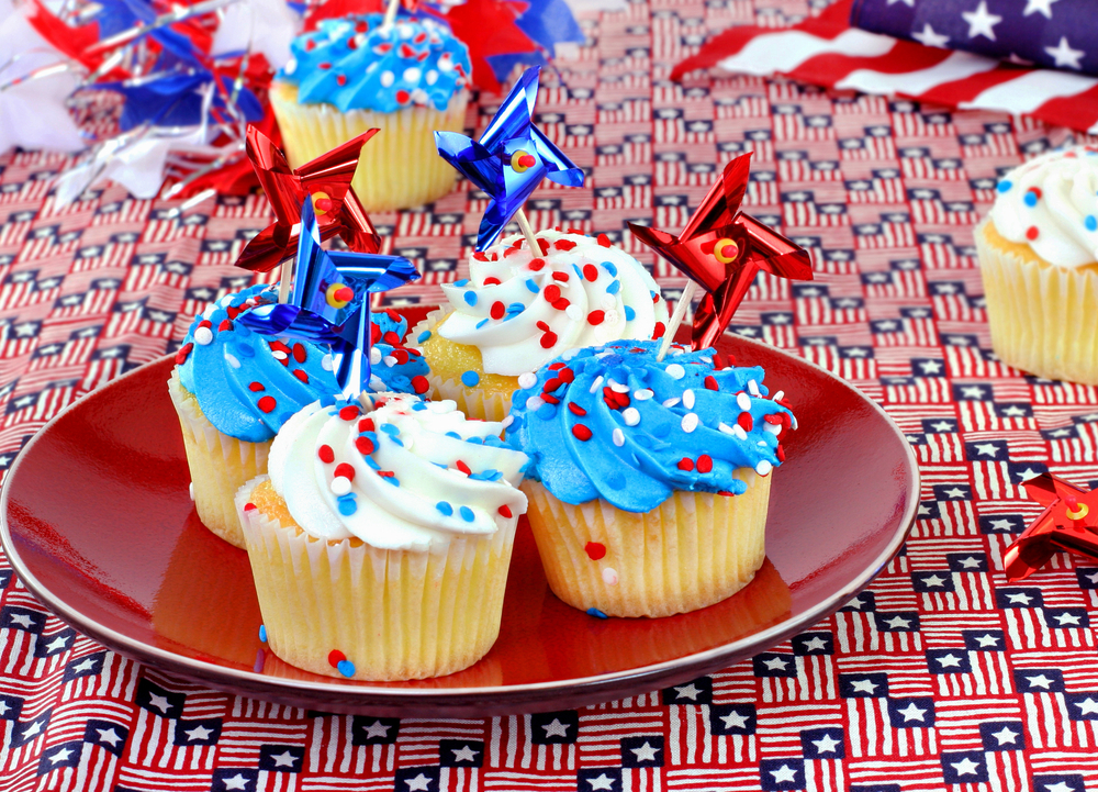 4th of july cupcakes with pinwheels